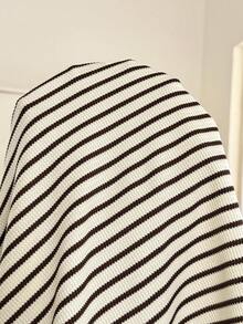 SHEIN Áo thun bầu cổ tròn tay ngắn kẻ sọc, kiểu dáng thường ngày, đa năng. - Nhiều màu - Xem 6