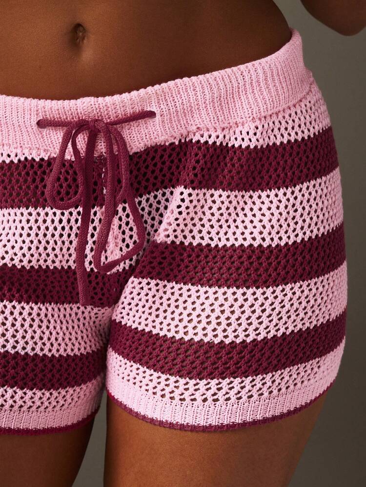 MISSGUIDED Crochet Knit Striped Summer Shorts With Drawstring Waist And Horizontal Burgundy Pink Pattern Beach Vacation Casual Bottoms
