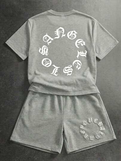 青少年男童休闲简约短袖圆领T恤短裤套装，适合夏季穿着