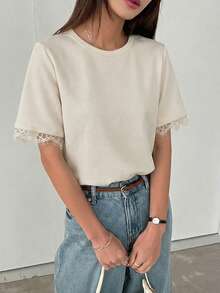 DAZY 女士夏季圆领短袖蕾丝拼接休闲套头T恤 - 米色 - 查看 4