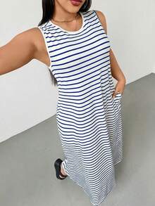 SHEIN Essnce 大码女式夏季连衣裙、女式夏季连衣裙、女式度假连衣裙、女式夏季连衣裙、毕业礼服、商务休闲女式连衣裙、女式办公连衣裙、毕业礼服、新款时尚休闲通勤装、条纹无袖带口袋连衣裙、长款连衣裙、A字连衣裙、黑白条纹连衣裙、休闲连衣裙 - 藍色 - 查看 6