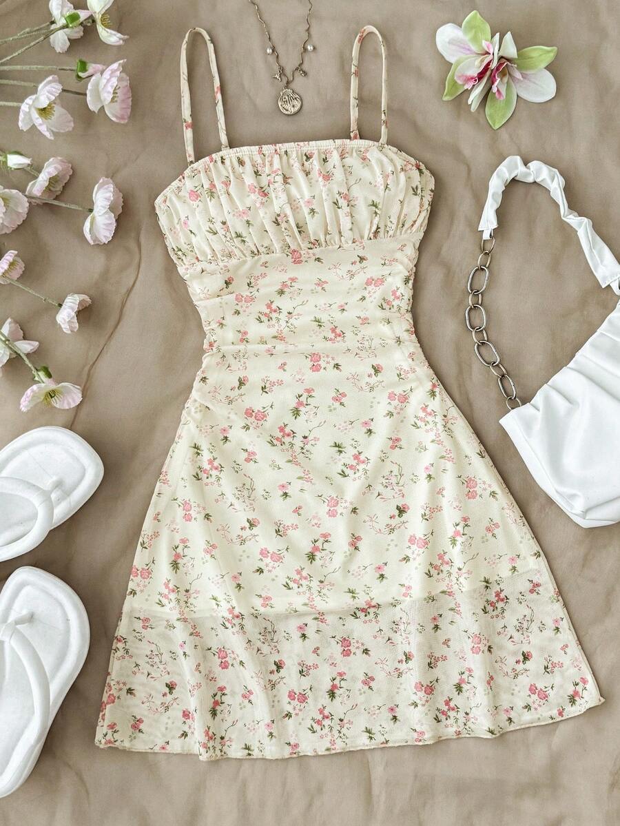 SHEIN Tween Girls' Summer Beach Vacation Ditsy Floral Ruched Bust Waist Tie Strap Dress - Apricot - View 1