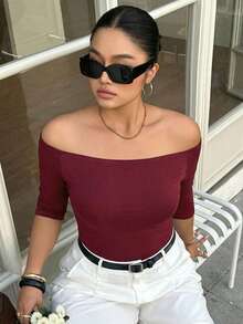 Dazy Plus Áo thun nữ cỡ lớn, màu trơn, kiểu dáng trễ vai, ôm sát, phong cách thường ngày. - Màu Đỏ Sâu - Xem 4