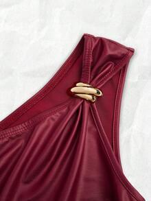 Olithes 女士红色PU皮革无袖金属扣紧身迷你连衣裙，适合休闲、派对、约会、度假等场合 - 酒紅色 - 查看 3