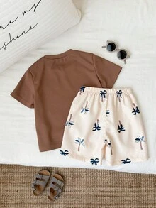 2件套儿童男童夏季休闲度假椰树印花T恤短裤套装，度假装 - 彩色 - 查看 2