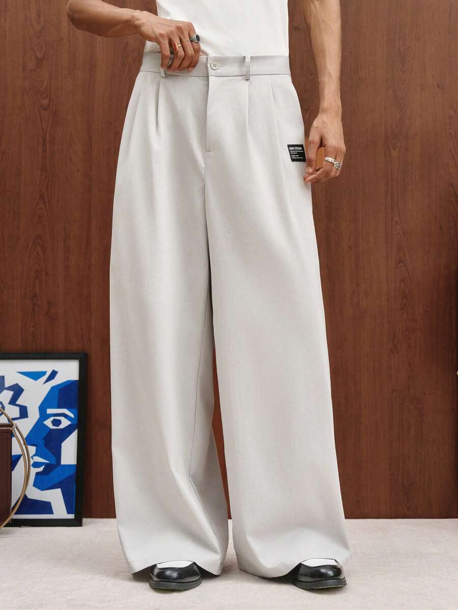 TOKVUE 男士字母刺绣褶裥阔腿宽松西装裤 - 淺灰色 - 查看 1