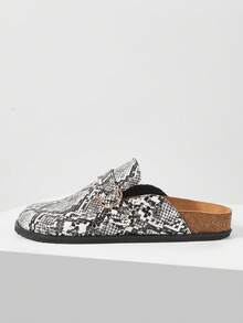 Mnmlis Women's Vintage Fashion Snake Buckle Comfortable Versatile Simple Closed Toe Outer Wear Flat-Bottomed Mule Slippers - Grey - View 2
