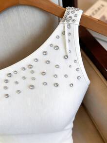 GlowEve 女士水钻装饰不对称肩部时尚百搭衬衫，适合约会和派对 - 白色 - 查看 4