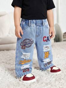SHEIN Baby/Toddler Boys' Aqua Blue Summer Street Life Casual Graphic Street Fashion Y2k Distressed Letter Print Ripped Frayed Loose Fit Denim Baggy Jeans - Light Wash - View 3