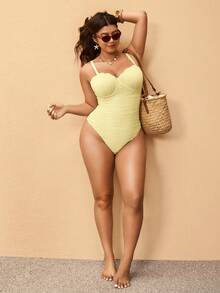 SHEIN Elaquor Plus Size Summer Vacation Beach Solid Color Textured Bandeau One-Piece Swimsuit - Yellow - View 6