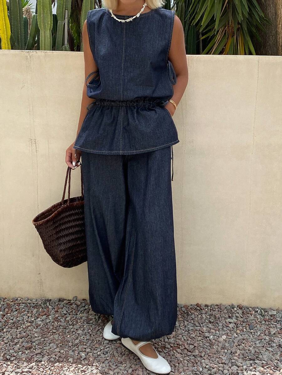 DAZY Bộ đồ nữ thường ngày gồm áo không tay cổ tròn, viền bèo nhún và quần jeans ống rộng. - Màu xanh lam - Xem 1