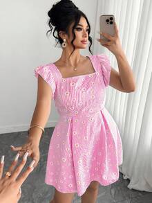 Elenzga Plus Size Women's Pink Summer Cute Daisy Floral Square Neck Puff Sleeve A-Line Dress,Striped Picnic Mini Dresses,Retro Sweet Ditsy Print Short Sleeve - Red - View 4
