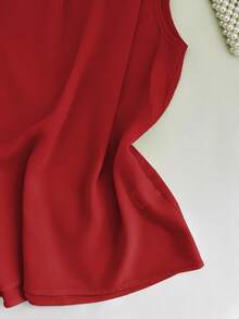 Qadelle Nouveau Top de printemps/été avec liens sur les côtés, boutons et sans manches. Blouse élégante et polyvalente pour femmes - Rouge - Voir 5