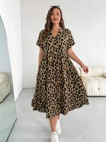 SHEIN Essnce Plus Size Women Leopard Print Short Sleeve Casual Vacation Dress, Coffee Color - Multicolor - View 4