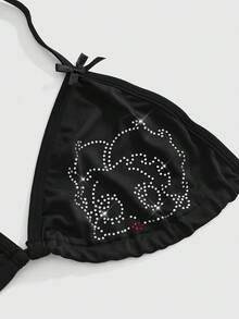 Betty Boop | ROMWE Conjunto de lencería con sujetador de triángulo con cordón y tanga con estampado de letras y dibujos animados con strass - Negro - Ver 3