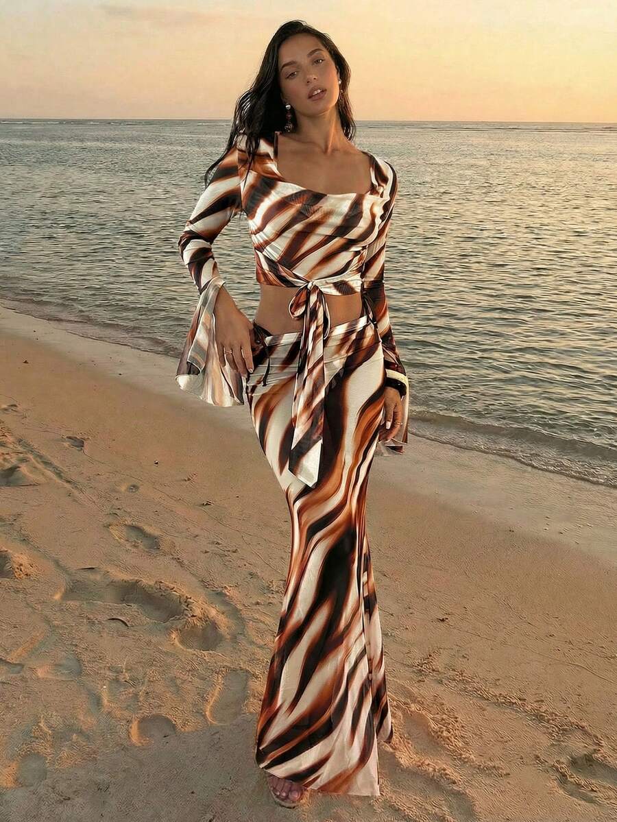 Aloruh 女士春夏度假性感优雅浪漫复古扎染印花长袖深V领露脐罩衫+超低腰超长款长裙，女士沙滩罩衫