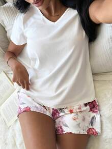 DAZY 女士纯色短袖上衣和印花短裤睡衣套装 - 白色 - 查看 5