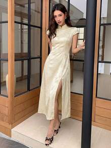 EastFlair 女士立领开衩设计休闲约会外出长款中式旗袍连衣裙，夏季女装，春季女装，情人节，圣帕特里克节，复活节，海滩度假女装，外出装，绿色连衣裙，情人节连衣裙，派对连衣裙，优雅女士礼服，优雅女士派对连衣裙，奢华婚礼晚礼服，休闲连衣裙，正式连衣裙，碎花连衣裙 - 杏色 - 查看 5