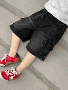 Dazy Kids Quần short denim dáng rộng, thoải mái, có túi hộp dành cho bé trai. - màu đen - Xem 1