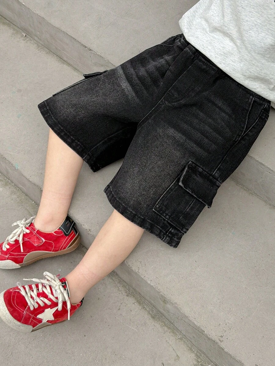 Dazy Kids Quần short denim dáng rộng, thoải mái, có túi hộp dành cho bé trai. - màu đen - Xem 1