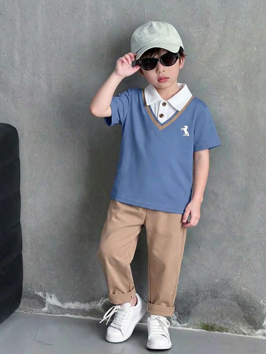 Genkimix Kids 两件套男童套装，儿童针织舒适Polo衫，二合一设计，时尚小图案点缀，搭配米色休闲弹力腰裤，宽松版型，适合秋季度假和日常穿着。