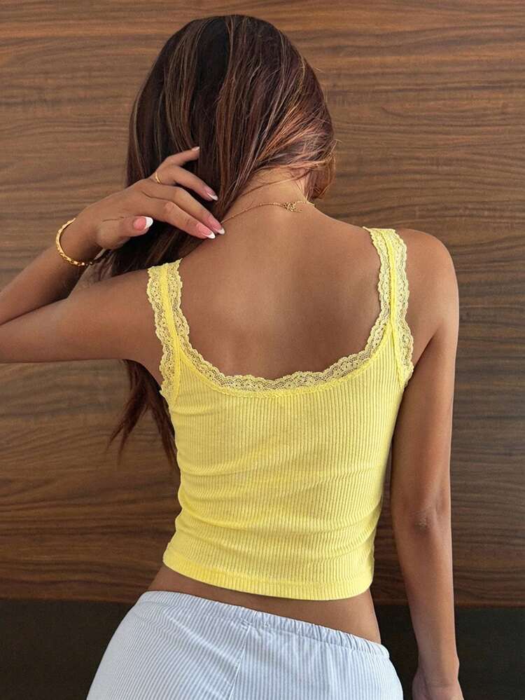 Women's Lace Patchwork Crew Neck Tight Fit Camisole