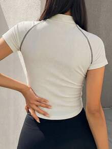 DAZY Áo thun nữ tay raglan ngắn, dáng ôm, khóa kéo phía trước, thích hợp cho mùa hè. - trắng - Xem 4
