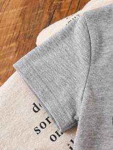 SHEIN Set de 2 piezas de camiseta de punto de manga corta holgada de cuello redondo y pantalones cortos de mezclilla casuales y versátiles para niños, adecuado para primavera/verano - Gris - Ver 5