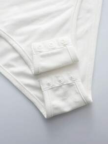 SHEIN Franclia Bañador de una pieza minimalista y versátil para uso diario y vacaciones, con cuello oblicuo, bloque de color, cinta decorativa y ajuste ceñido, para mujer, color blanco - Blanco - Ver 5
