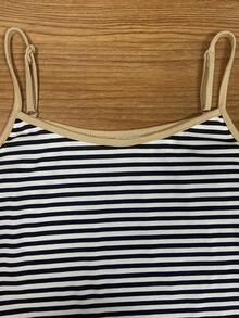 Glimmora 条纹印花撞色滚边休闲无袖背心，夏季必备 - 黑與白 - 查看 4