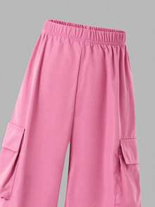 SHEIN Set de 2 piezas de camiseta y pantalón cargo informal para niñas preadolescentes, camiseta de manga corta con cuello redondo y bordado de lazo, y pantalones, conjunto de moda para primavera/verano - Rosa - Ver 3