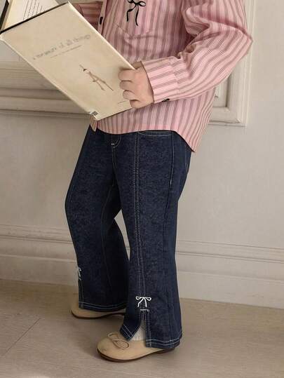 Dazy Kids Baby Girl Butterfly Embroidered Slit Denim Pants