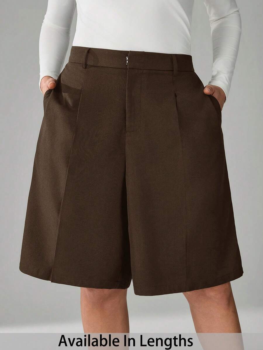 SHEIN Tall CURVE Pantalones cortos anchos de talla grande de unicolor con bolsillo en diagonal, para primavera/verano - Marrón - Ver 1