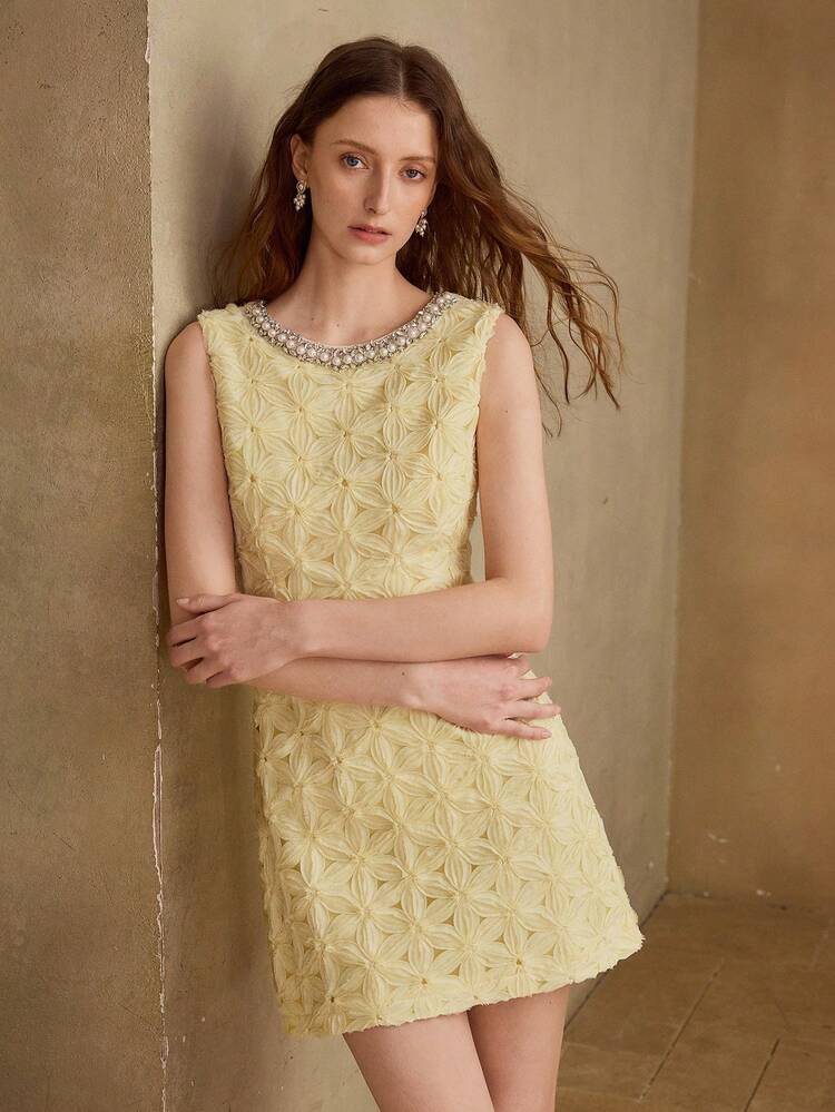 ELEGANT SHORT DRESS WITH RHINESTONE JACQUARD TEXTURE