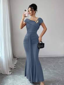 Modelyn Asymmetric Shoulder Metal Buckle Decor Pleated Fitted Elegant Dress For Women - Dusty Blue - View 4