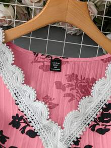 SHEIN LUNE 大码女式V领拼接花卉印花休闲优雅通勤短袖衬衫 - 粉色 - 查看 4