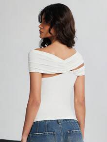 Hauture Women's Casual Sexy Off-Shoulder Top With Metal Buckle Twist, Solid Color, Summer, Seksi Chic, Night Out Date Night Golf Party Club Night, Off-White - Apricot - View 5