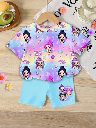 Bộ đồ cho bé gái gồm áo thun ngắn tay cổ tròn và quần short đạp xe, kiểu dáng hoạt hình K-POP dễ thương, in họa tiết ombre, thích hợp cho mặc thường ngày và hoạt động ngoài trời.