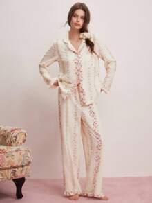 Elorette 2pcs/Set Piyama Motif Gelembung dengan Kerah Berkerut dan Bukaan Depan, Musim Liburan, Keindahan Bunga yang Melimpah, Pakaian Musim Gugur dan Musim Dingin dengan Detail Nyaman dan Elegan - MultiWarna - View 3