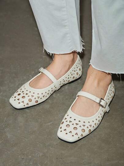Bholvia Giày bệt Mary Jane kiểu retro cỡ lớn dành cho nữ, mũi vuông màu trắng, đế mềm, kiểu giày ba lê rỗng thoáng khí, thích hợp đi làm, mùa hè.