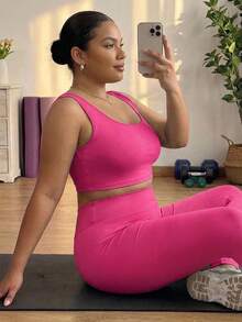 SHEIN CURVE+ 大码女式休闲夏季套装 女式休闲套装 女式背心和打底裤套装 女式运动套装 两件套，吸湿速干高弹面料裤子两件套 - 玫紅色 - 查看 4