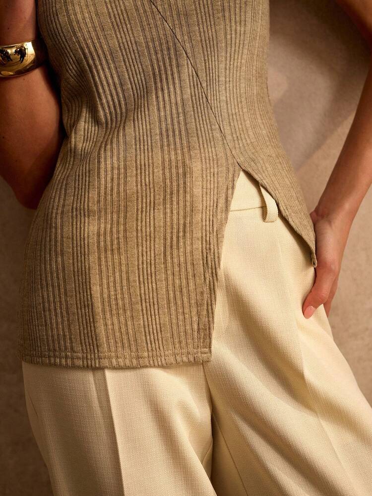 WOMEN'S SOLID COLOR RIBBED METALLIC THREAD FITTED SPLIT CREW NECK SHORT SLEEVE BASIC T-SHIRT