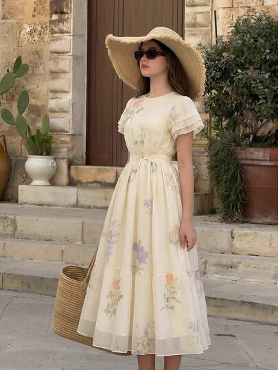 女童白色无袖长连衣裙，青少年时尚白色连衣裙