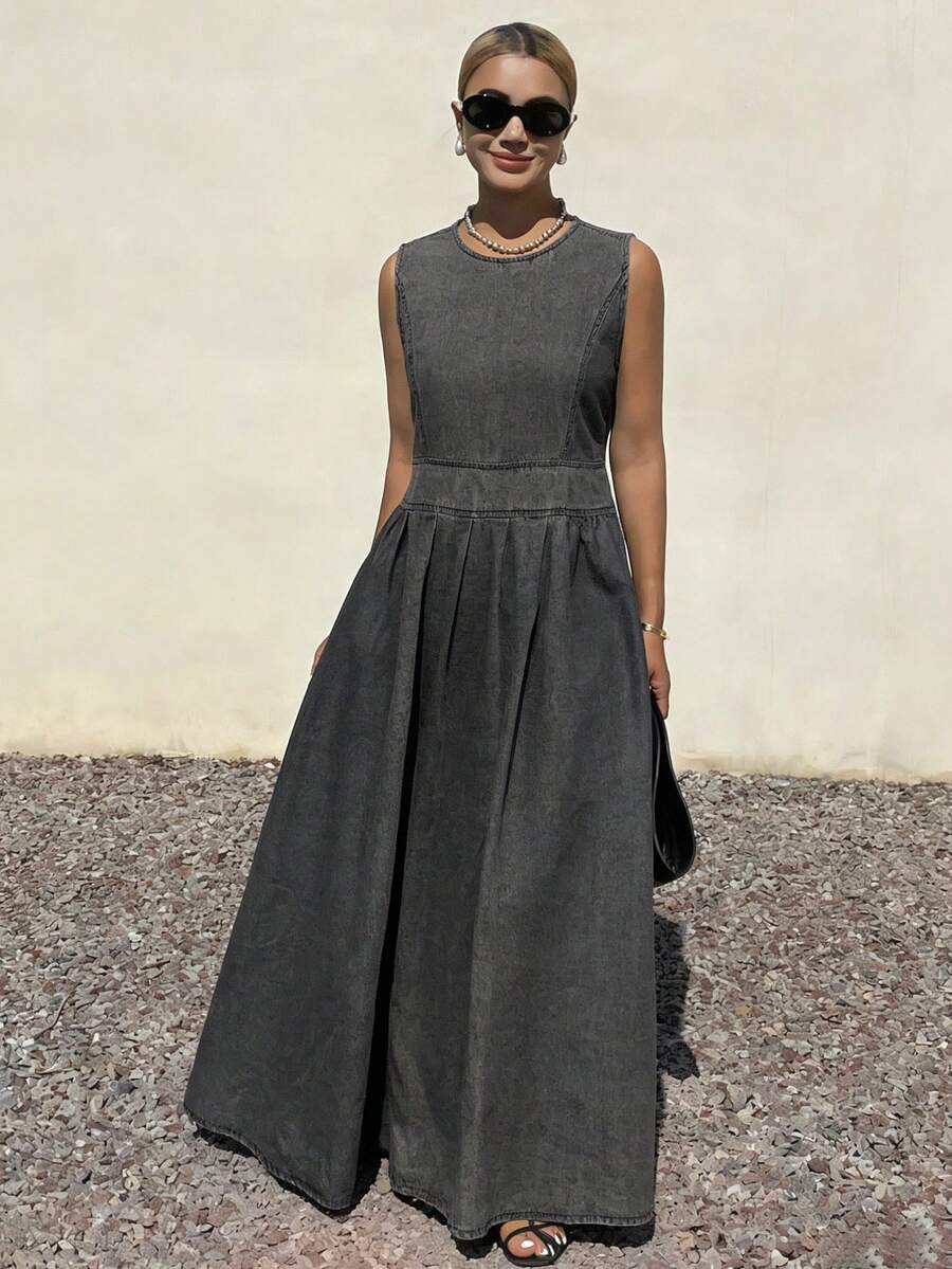 DAZY Black Sleeveless Loose Flared Midi Denim Dress For Women, Spring & Summer - Grey - View 1