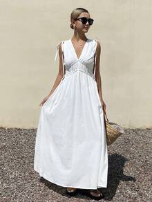 Livesso 优雅白色V领系腰棉质中长连衣裙，适合夏季度假和派对穿着 - Pearl White - 查看 3