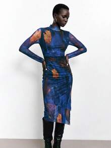 Maija 2026春夏优雅蓝色扎染印花露背修身长裙，时尚设计，适合派对、约会、商务、休闲、办公等场合，低调复古风，高品质都市通勤装，杂志编辑同款，都市社交度假派对穿搭，魅力女士长裙。 - 彩色 - 查看 5