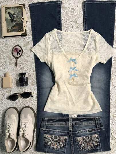 Everyssa Áo kiểu nữ tay ngắn xếp ly, cổ chữ U, ren hình bướm xanh, đính nơ, dành cho nữ.