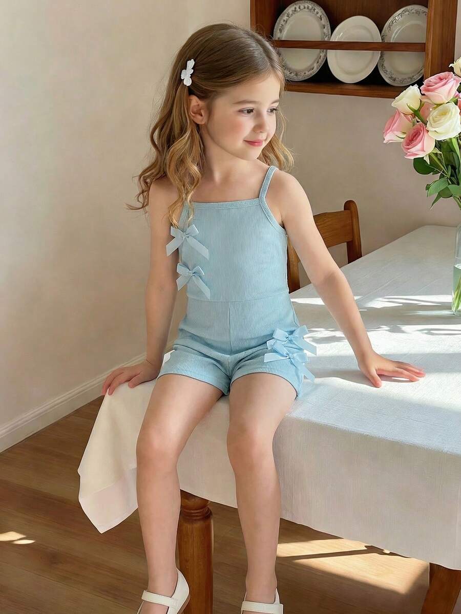 Bộ áo liền quần ngắn không tay cạp cao thời trang thường ngày cho bé gái, điểm nhấn là chiếc nơ xinh xắn. - Màu xanh lam - Xem 1