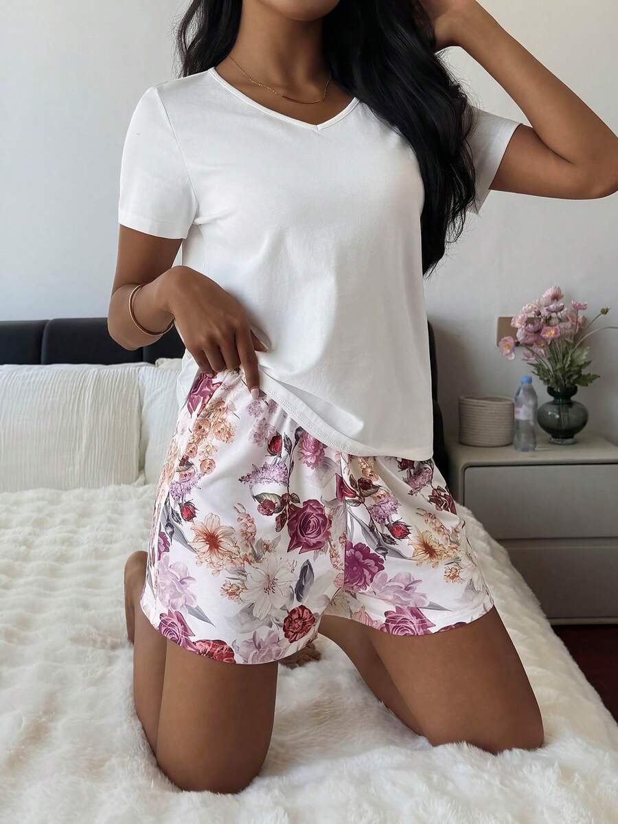 DAZY 女士纯色短袖上衣和印花短裤睡衣套装 - 白色 - 查看 1