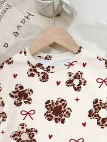 2件套，适合4-7岁女童，豹纹花卉蝴蝶结印花撞色圆领短袖上衣+豹纹短裤，时尚休闲套装，适合日常穿着、上学、生日派对、儿童节、春夏秋季。 - 彩色 - 查看 6